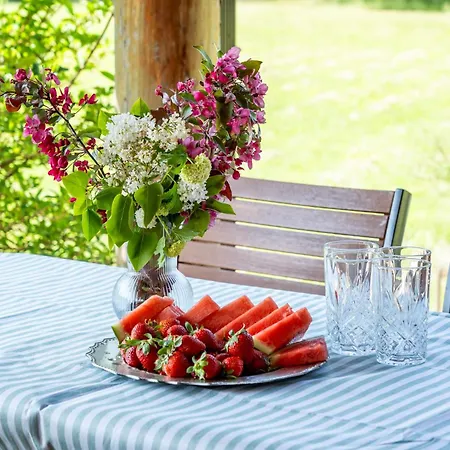 Saadumere Puhkemaja Puhkemaja *