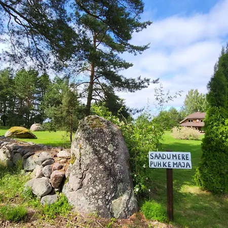 Saadumere Puhkemaja Puhkemaja
